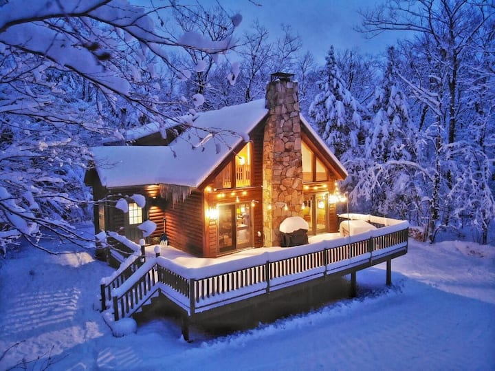 Log Cabin Escape Close To Skiing & Shops - Manchester, VT