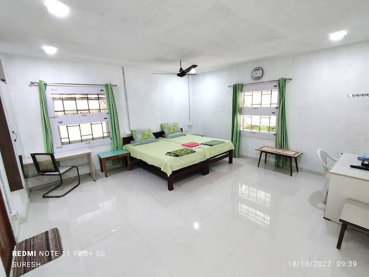 Maxel. Spacious Bedroom & Attached Bath, Kitchen - Coimbatore