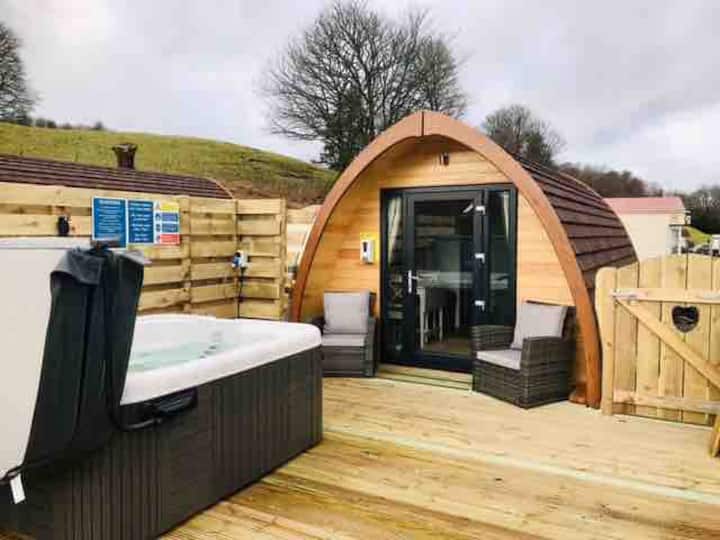 Dark Skies Luxury Pod + 2 Person Electric Hot Tub - Dumfries and Galloway