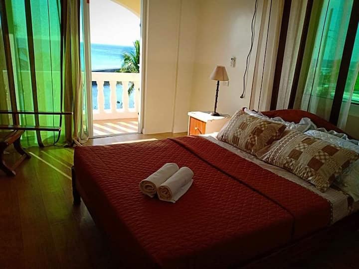 Beach Front House Private Room Up To 3pax - Ivana