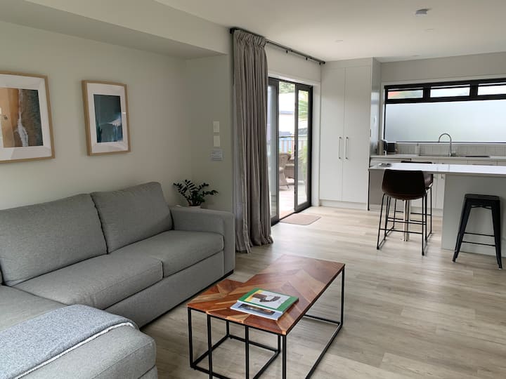 Casa Del Mar - All New Self-contained Apartment - Tauranga