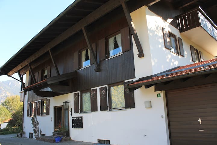 Gemütliche Wohnung Mit Großem Panoramabalkon - Grassau