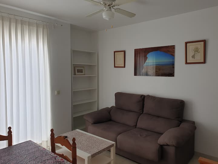 Apartamento Centrico, Con Mucha Luz Y Cerca Playa. - Carboneras