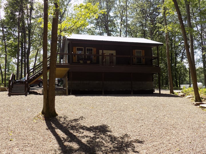 Cabin In The Woods,built In 2020 - Farmington