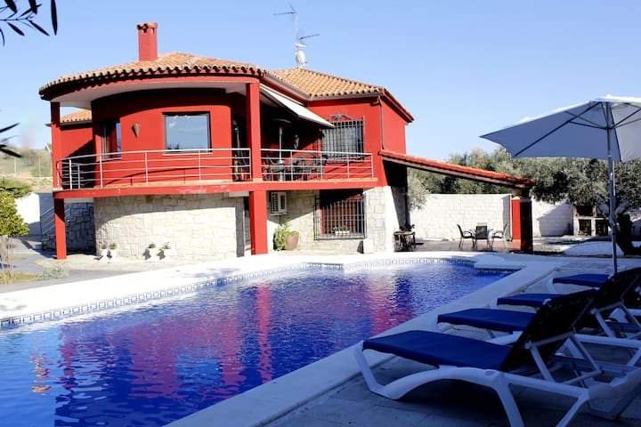 Casa Con Piscina Privada,terraza,porche Ybarbacoa* - Bargas