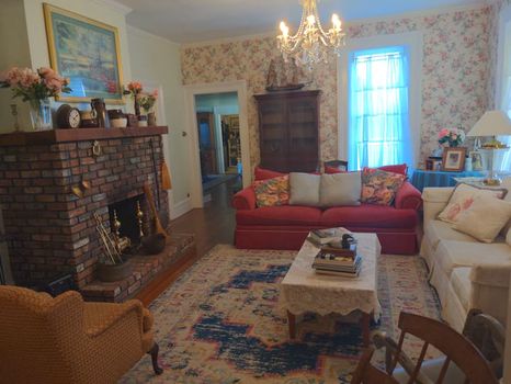 Find cheap vacation rentals in North Olmsted, OH cozycozy