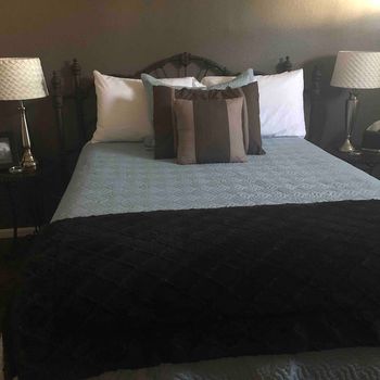 Roxborough State Park, Littleton airbnb, hotels and vacation rentals