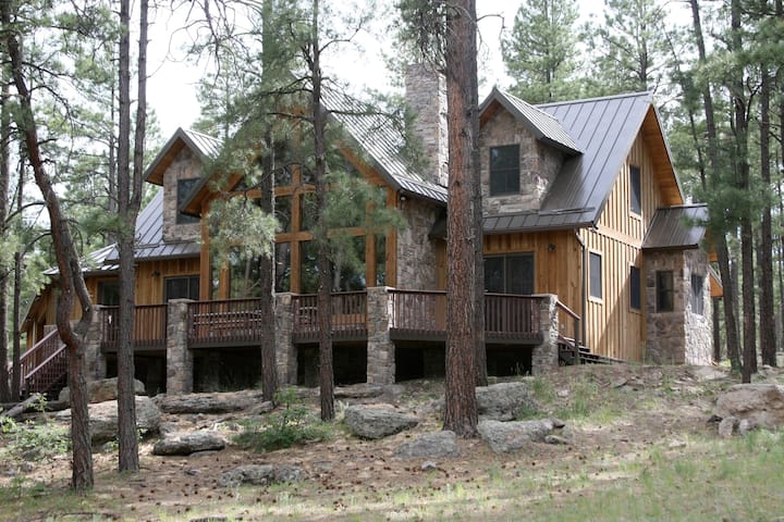 Gorgeous Cabin In The Pines - Alpine, AZ