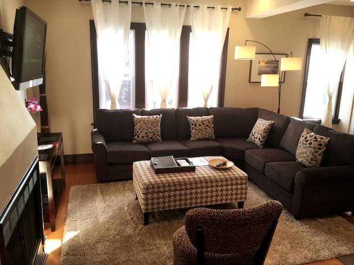 4bd/2ba Suite W/fireplace (Re2) Perfect 4 Families - Lincoln Park - Chicago