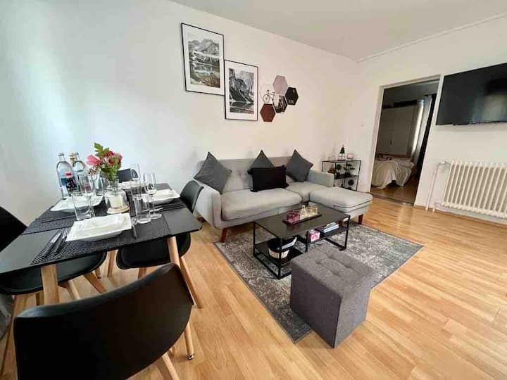 Schöne Zwei Zimmer Wohnung Im Zentrum - Villingen-Schwenningen