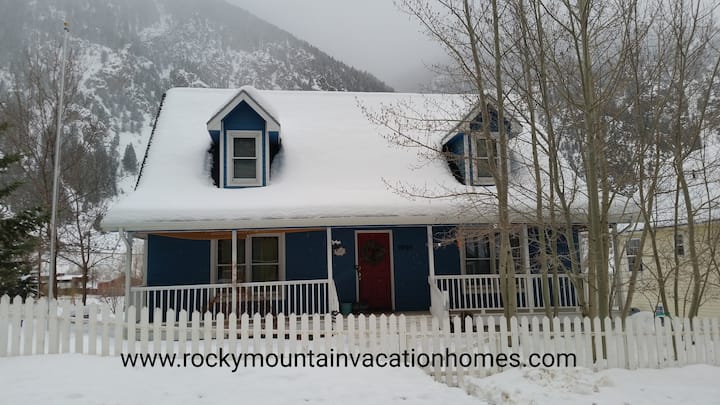 Cozy Home In Georgetown With Gigabit Internet, Hiking, Skiing, & A Cool Train! - Georgetown, CO