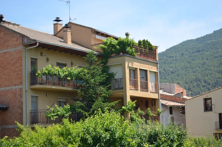 Private Apartment Pyrenees In Organya - Orgaña