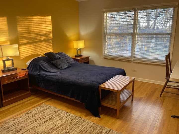 Private Bedroom In The Safest Naperville Area - Naperville