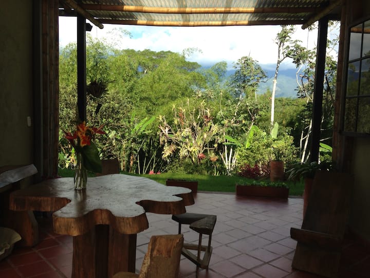 Charming Coffee Region Farm Escape - Quindío