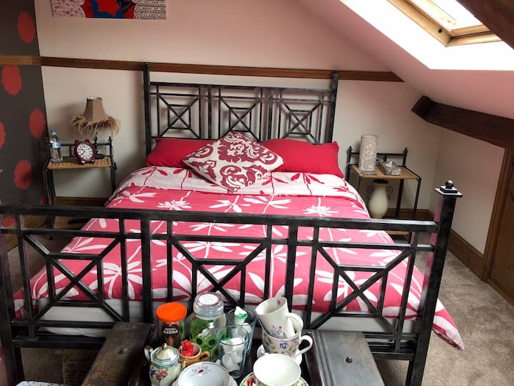 A Tasteful & Welcoming Stay By The River - Room 2 - Bideford