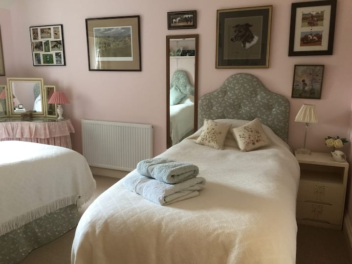 Lovely Comfortable Room With Beautiful Views - Thirsk