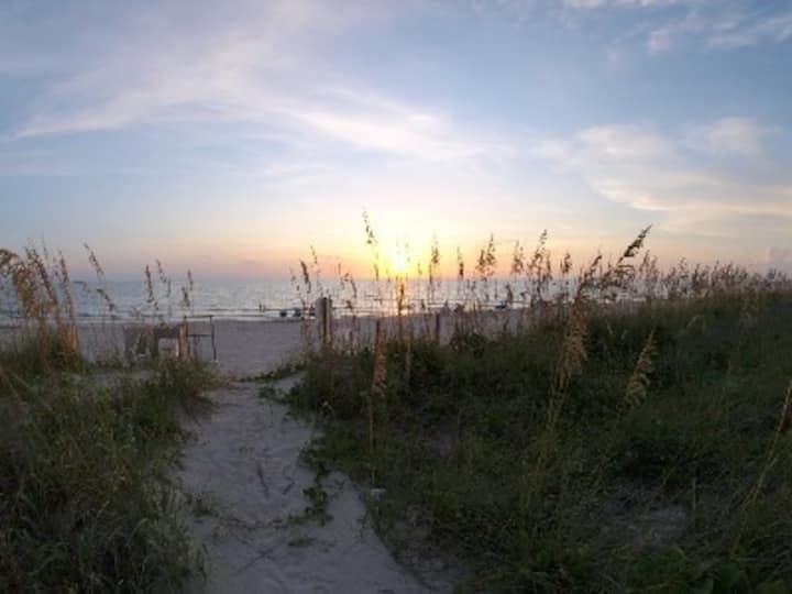 South Seas 2 Bed Renovated Now Open King And Twins - North Captiva Island, FL