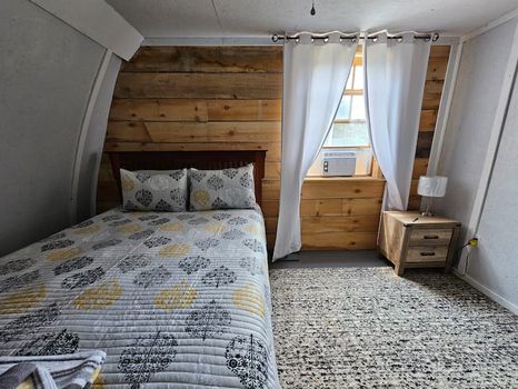 Top Airbnbs & Vacation rentals in Espanola, Canada cozycozy