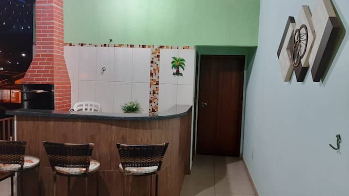 Apartamento Com 1 Quarto, Banheiro E Mini Cozinha. - Pirassununga