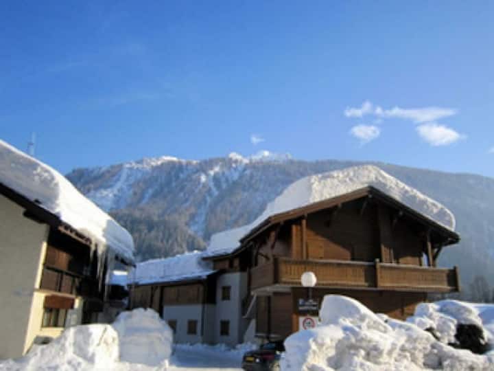Large 4 Bed Apt Close To Grand Montets Lift Sleeps Up To 8 - Argentière