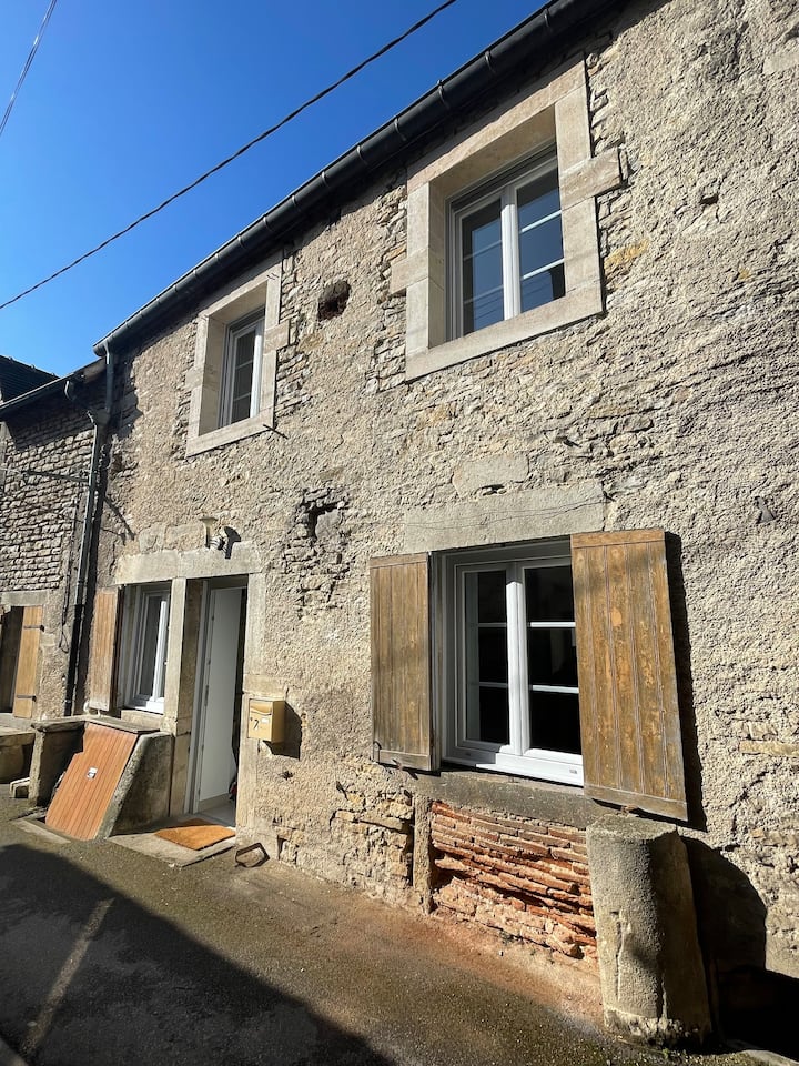 Bèze Maison De Village Paisible Et Calme - Is-sur-Tille
