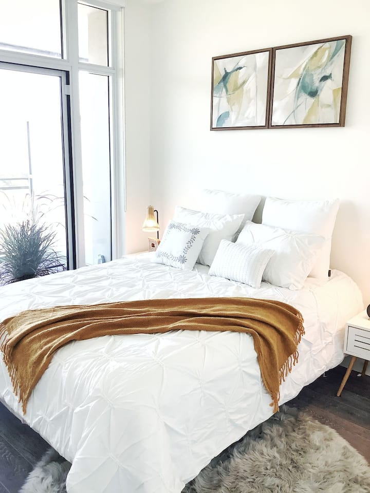 Luxury 1/bed Condo With View Patio&fr/parking - Richmond