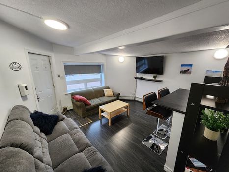 Iqaluit Apartments and Condos For Rent cozycozy