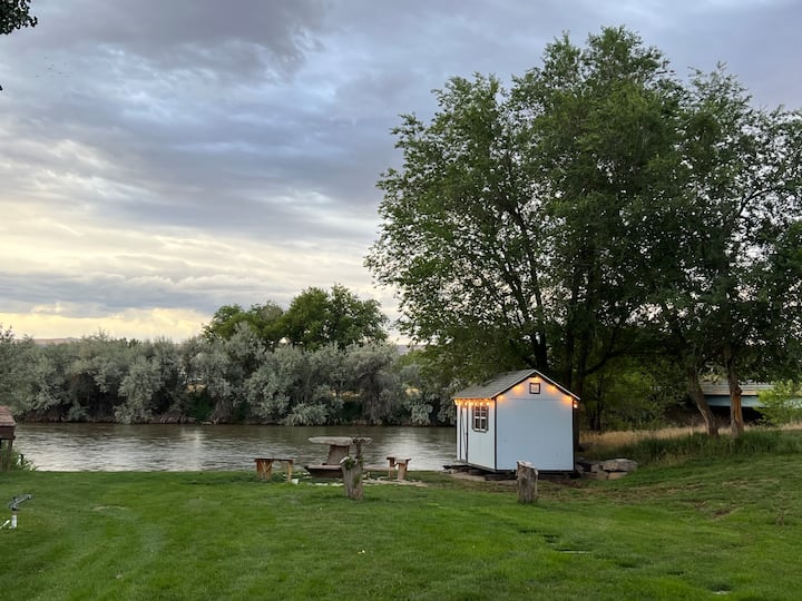 Riverfront Retreat/family Reunion Compound - Hot Springs County
