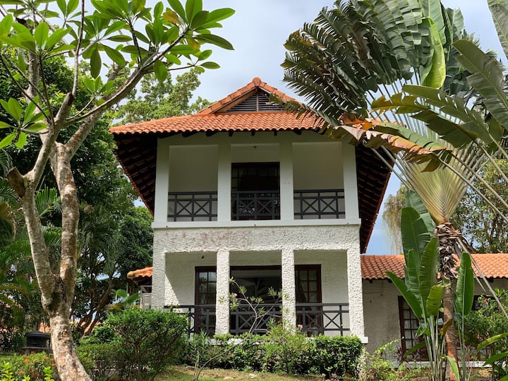 Golf View 3-bedroom Villa At Nongsa Point Marina - Batam City