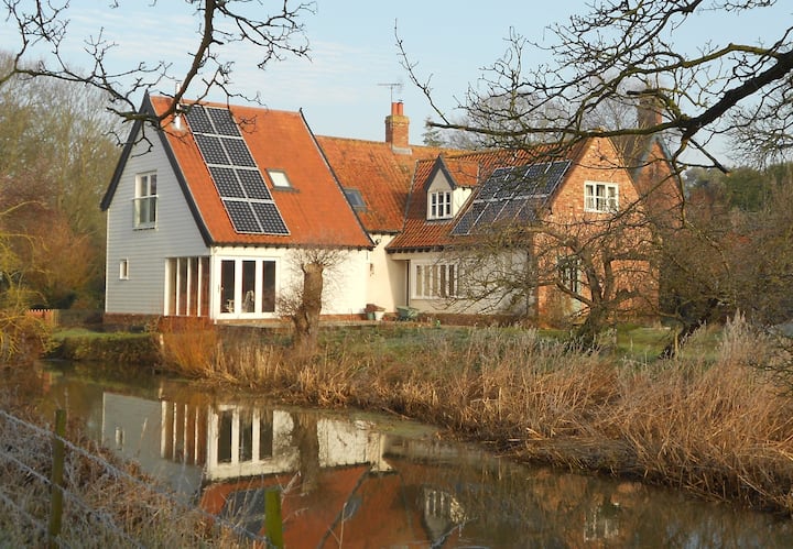 Self Contained Annex In Riverside Cottage - Norfolk