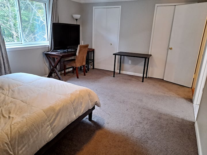 Master Room In Columbia - Columbia, MD