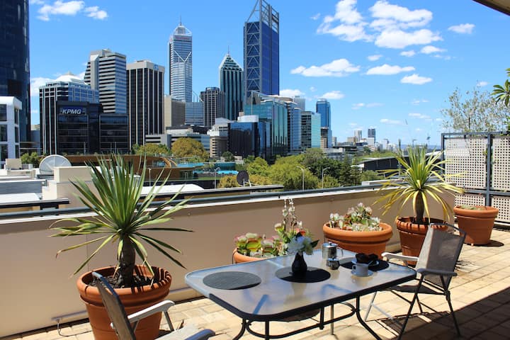King's View: 5 Star Luxe In Cbd W/ Rooftop Balcony - RAC Arena