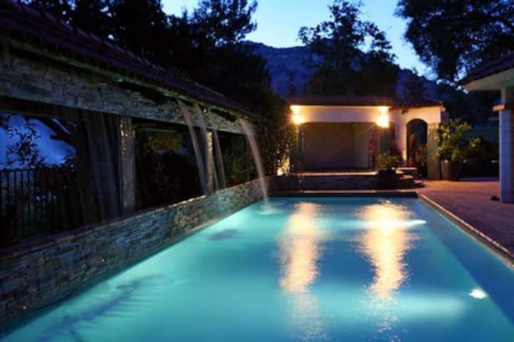 Resort Style Home - 3 Bed 3 Bath W/ Pool & Spa - California