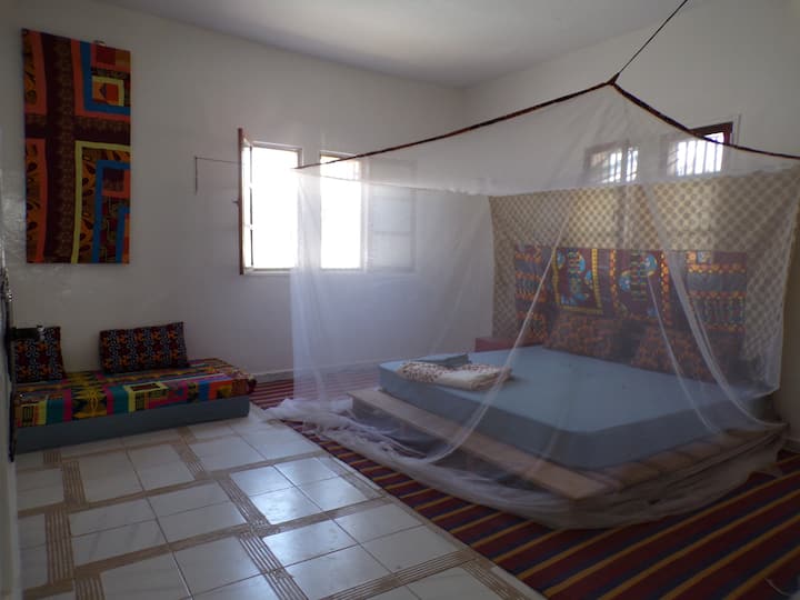 Chambre Double Salle De Bain Intérieure - Nouakchott