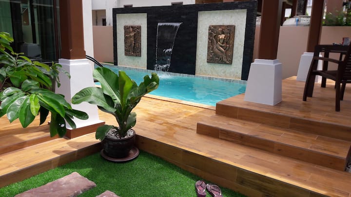 Beautiful Private Pool Villa Patong 4 Bedrooms - タイ パトンビーチ