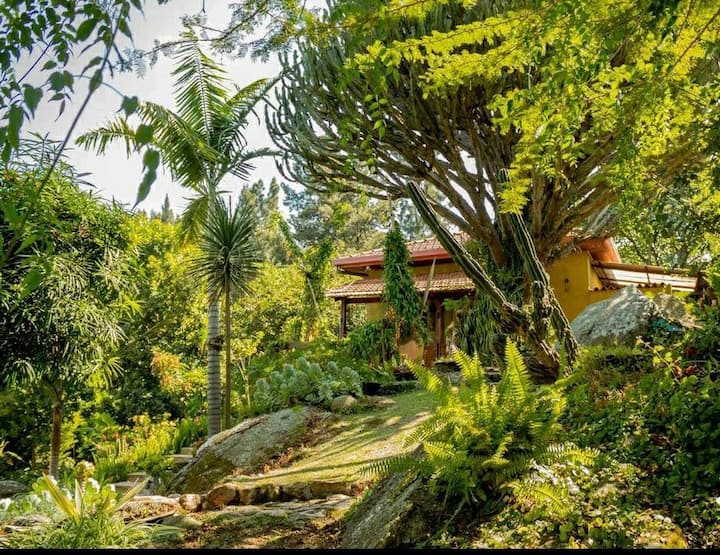 Pazzuri Residence | Main House | Garden Oasis - Rwanda
