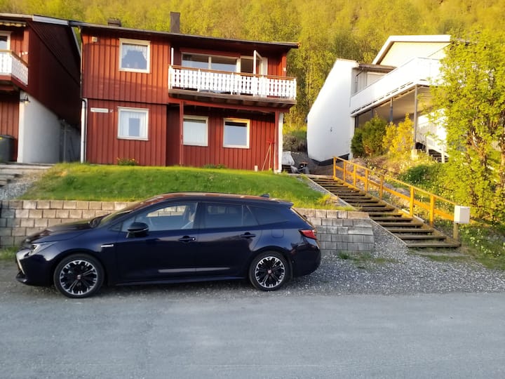 Cozy House With Beautiful Scenery. - Tromsø