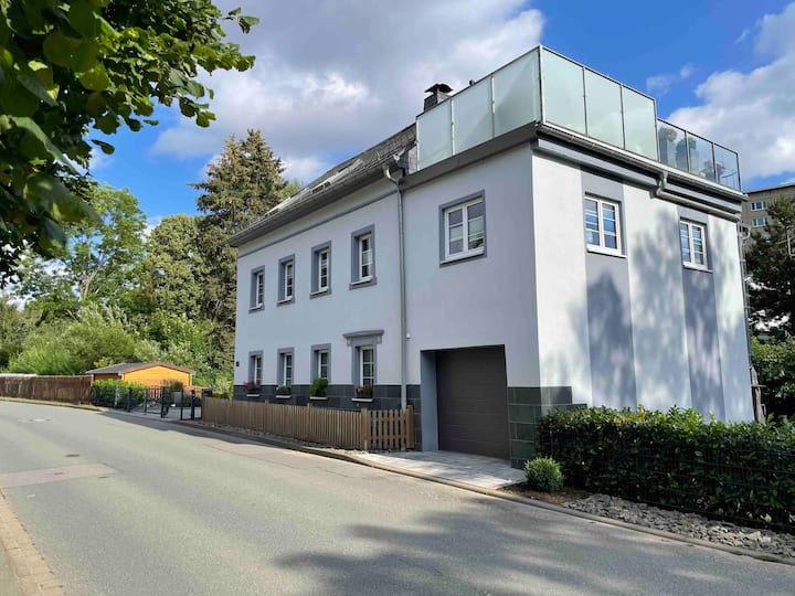 Villa Adelsberg — Central | Rooftop | 10 Guests - Augustusburg