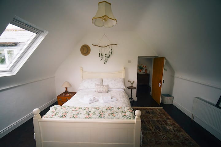 Coolbeg Country Cottage - Finned Lane Room - Sligo