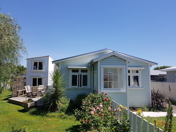 Cottage On Mona.not Your Average Airbnb. - Havelock North