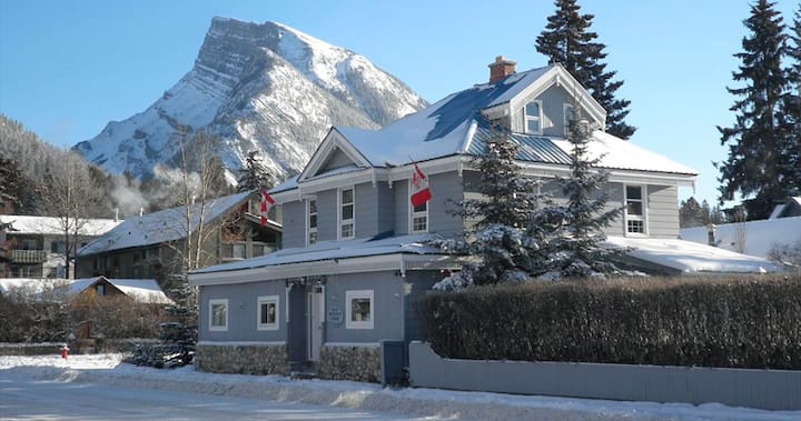 Cozy Character Home In Downtown Banff - Banff