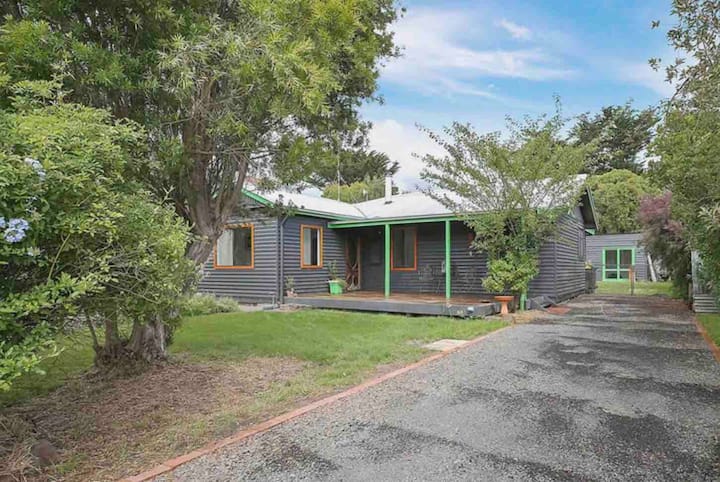 Beautiful Family Home With Space For Everyone - Birregurra