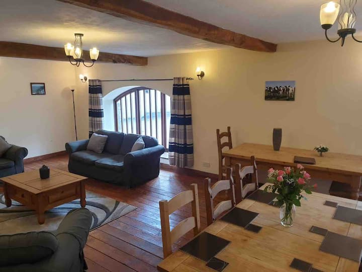 Cwmcamlais Holiday Cottages - Brecon