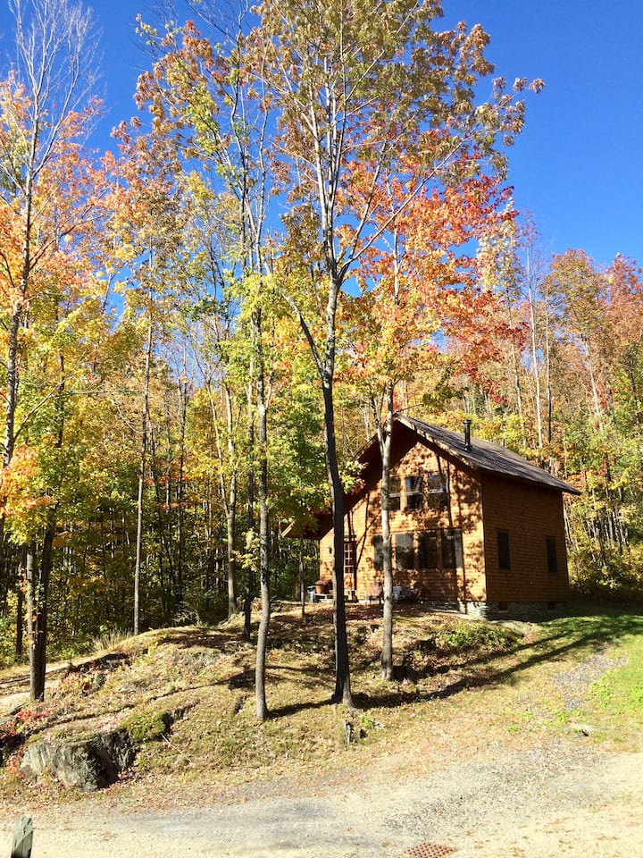 A True Vermont Get-away Cabin In The Woods - Stowe, VT