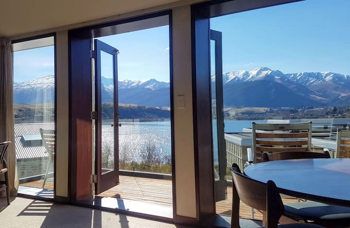 Lake Hayes: Sunny 2-bedroom Apartment - Queenstown
