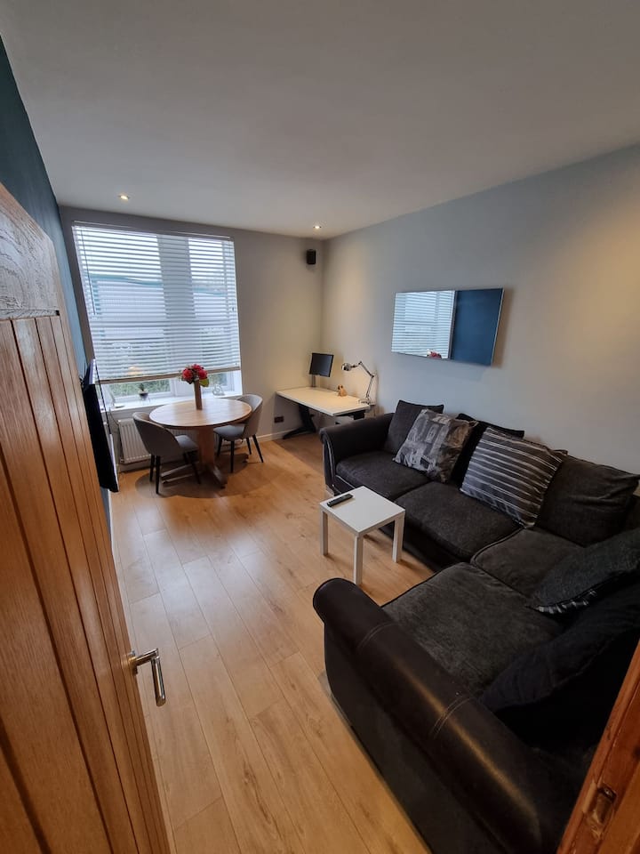 ◑ Entire Cosy Apartment With Amazing Surrounds ◑ - Beckenham