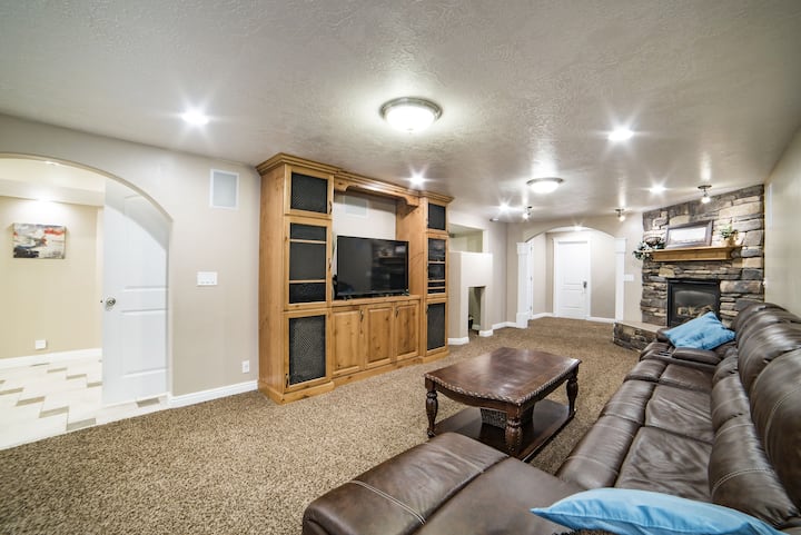 Cozy And Spacious Home For Business Or Leisure - Lehi, UT