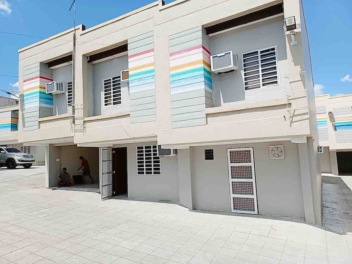 New Modern 3br Townhouse In Angeles City B4 - Angeles