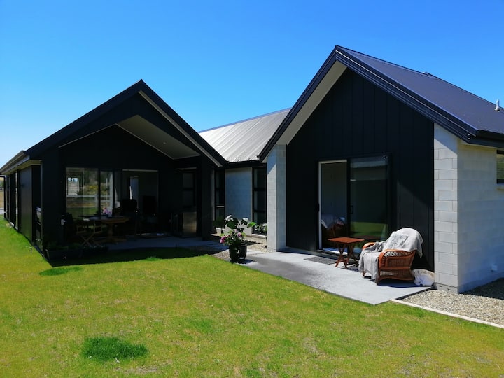 Central Otago Home - Cromwell, New Zealand
