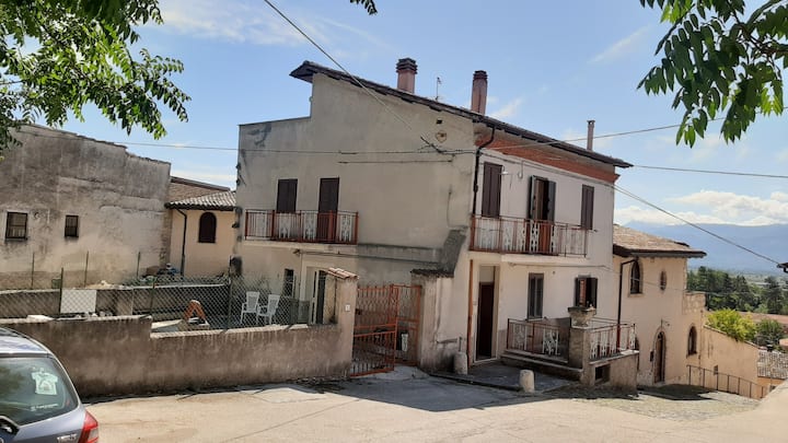 House In A Characteristic Village Of The Apennines - Avezzano
